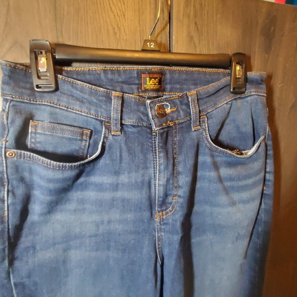 Lee Heritage straight leg Jeans size 10 - Picture 8 of 9